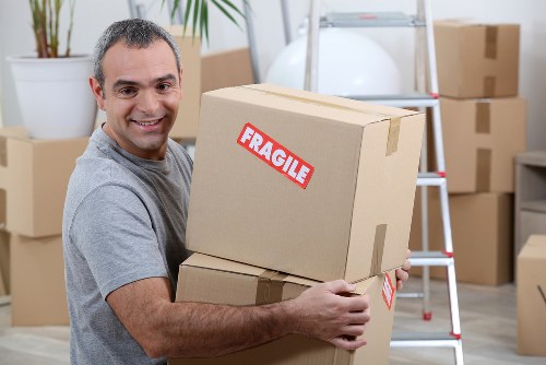 Practical vehicle choice for house and office moves in Wandsworth