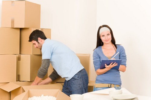 Free quote discussion for a family house move in Wandsworth